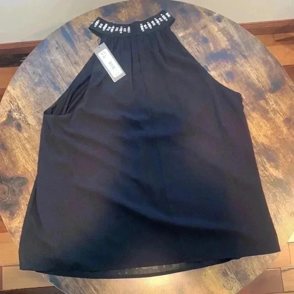 Sleeveless chiffon women’s top - Picture 3 of 4